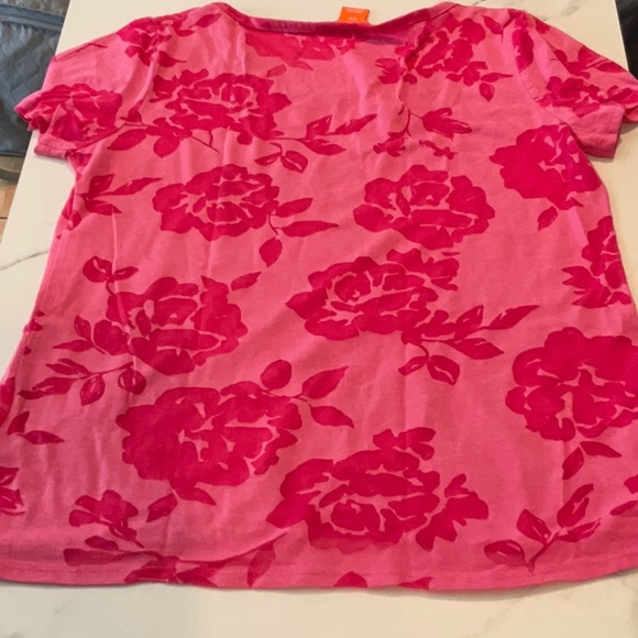 Joe pink floral slightly sheer tee, small. - Picture 4 of 4